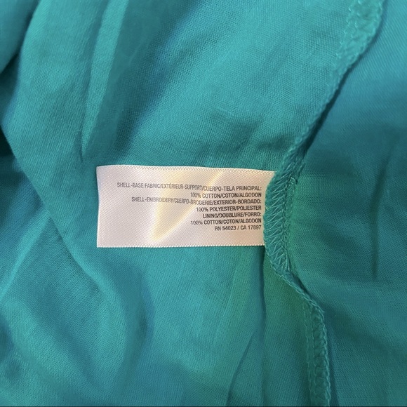 Old Navy Eyelet Lace Dress size 4 - Picture 3 of 3